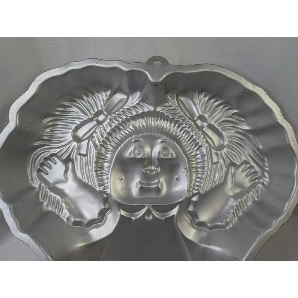 Wilton Cabbage Patch‎ Kids Doll Cake Pan 2105-1984